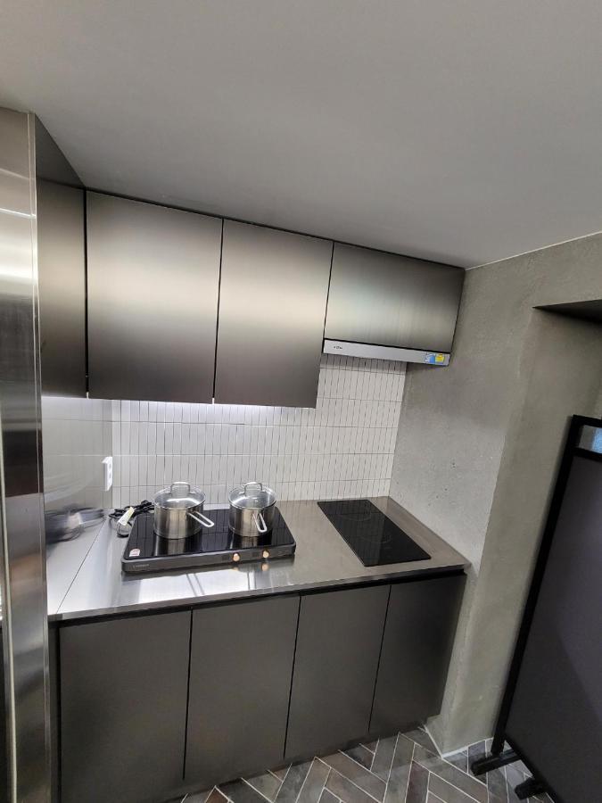 Kozayo Hongdae Hostel Сеул Екстериор снимка